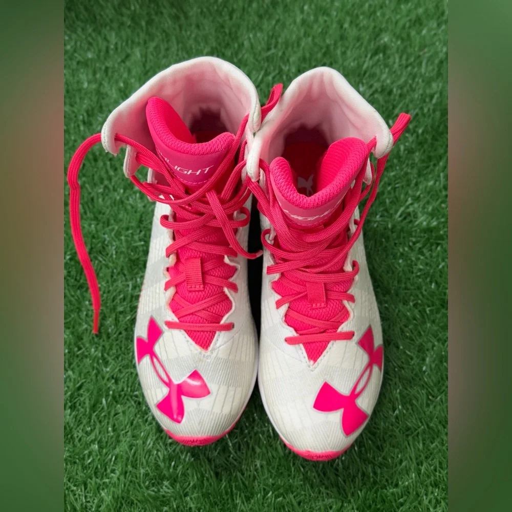 Under Armour Kids Soccer Cleats Size‎ 2.5